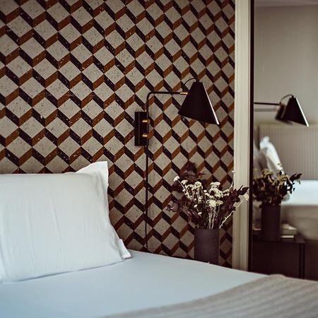 Hotel Monsieur Helder Paris Bagian luar foto